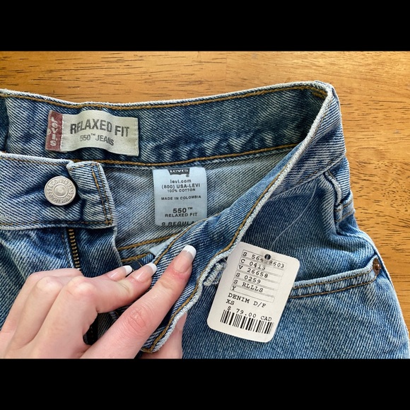 Vintage Levi’s 550 highwaisted shorts - Picture 4 of 4
